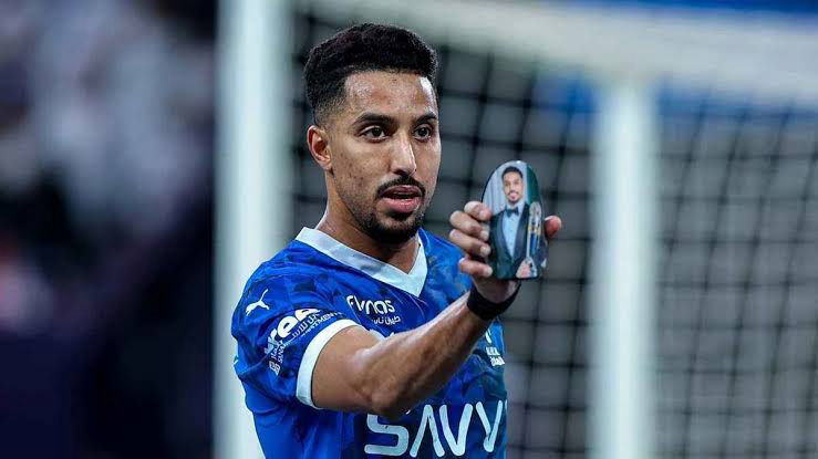 سالم الدوسري يكتب تاريخًا جديدًا مع الهلال ويتجاوز الأرقام القياسية في دوري أبطال آسيا سالم الدوسري