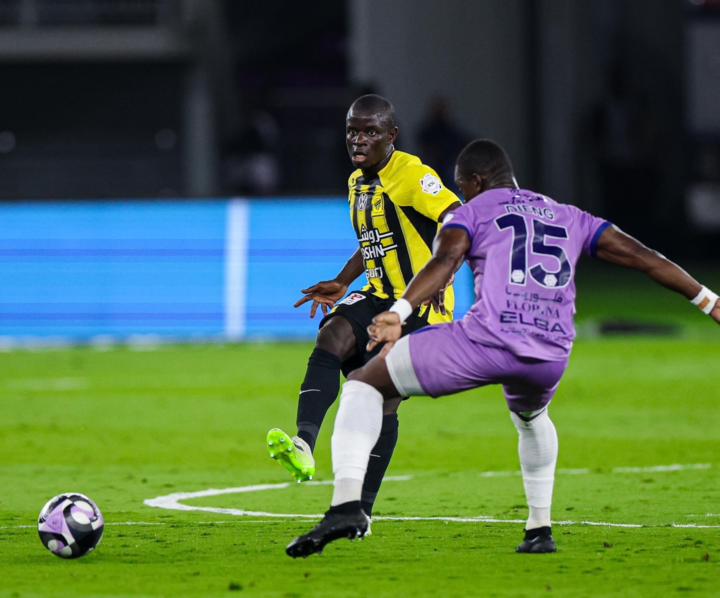 لجنة الحكام تُقر بخطأ كارثي أنقذ الاتحاد من تعثر محقق أمام الخلود! الاتحاد