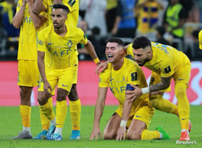 جدل واسع بعد حذف تغريدة النصر الساخرة من الهلال.. من يدير الكرة السعودية النصر
