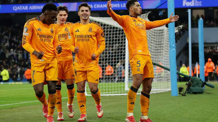فينيسيوس جونيور يرد على استفزازات جماهير مانشستر سيتي في ليلة مثيرة بدوري الأبطال فينيسيوس
