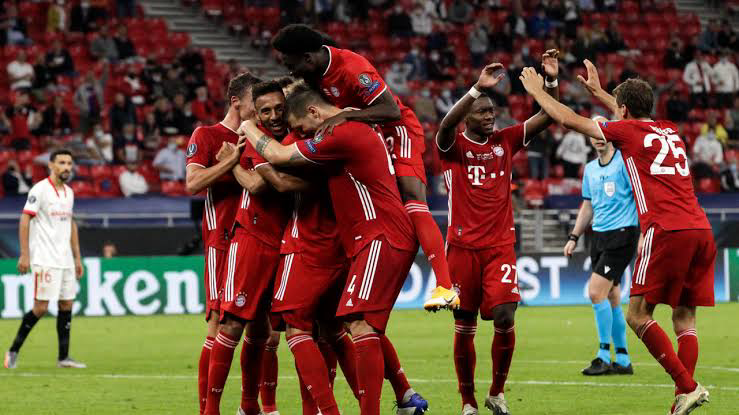 غضب جماهيري في بايرن ميونخ بسبب أزمة القمصان.. واليويفا يدخل على الخط! بايرن ميونخ