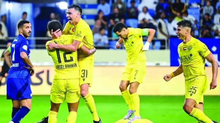 في مواجهة الوصل الإماراتي: تكتيكات الهلال وتركيبة الفريق التي يقودها الحمدان الهلال