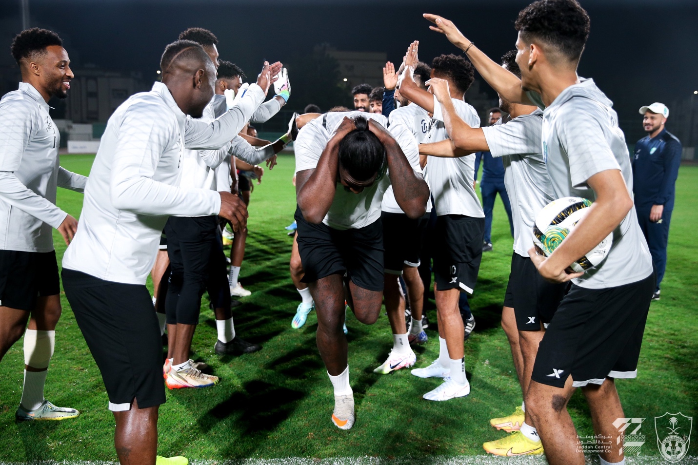 ماركوس أمارال بين الاختبار الطبي وتحضيرات الأهلي لمواجهة الأخدود ماركوس