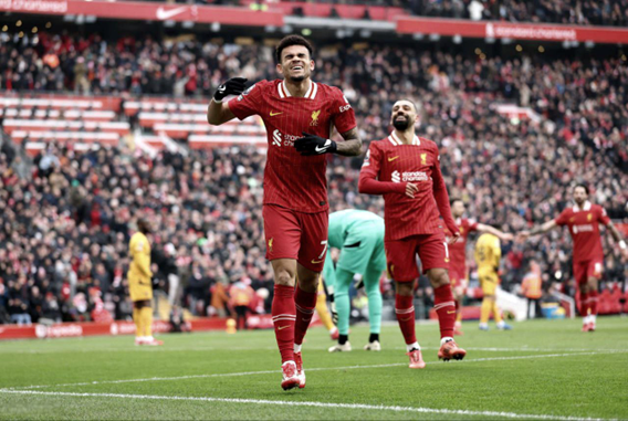 محمد صلاح الأهداف والبطولات أولاً – رؤية النجم المصري لطموحه في الكرة الذهبية محمد صلاح