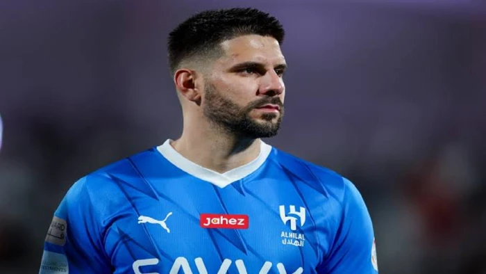 تحذير طبي يصدم الجماهير صحة ميتروفيتش على المحك وإدارة الهلال تحت المجهر الهلال