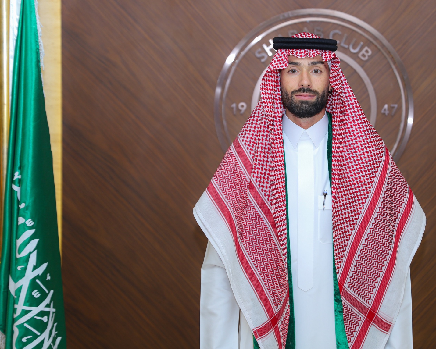 بين الألم والأمل مستقبل مشاركة يانيك كاراسكو مع الشباب في مواجهة العروبة الشباب
