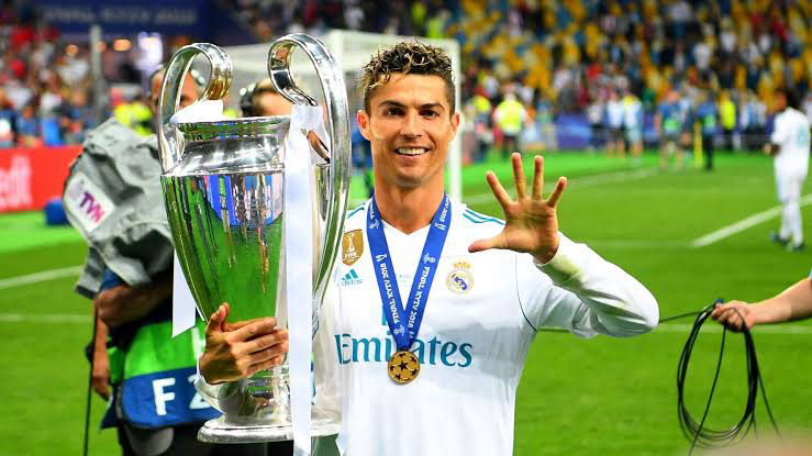 عاصفة المشاعر في ريال مدريد رونالدو يُحدث انقساماً واسعاً بين الجماهير كريستيانو رونالدو