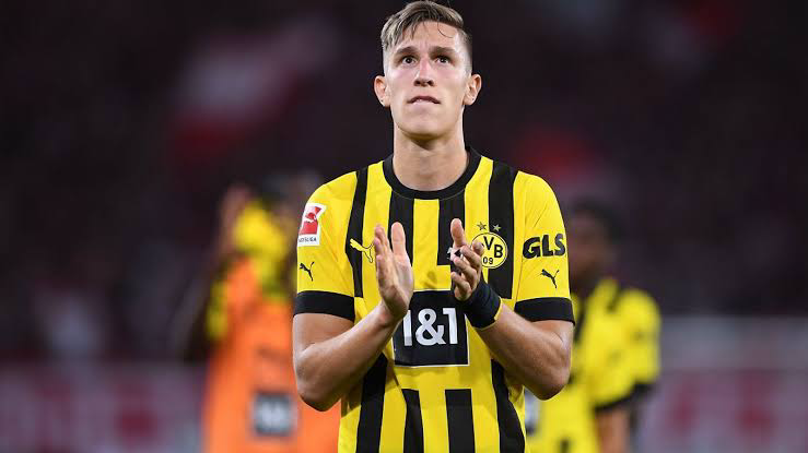 ليفربول يتطلع لتجديد خط دفاعه استهداف النجم الإيطالي أليساندرو باستوني لتعزيز الحصانة الدفاعية ليفربول