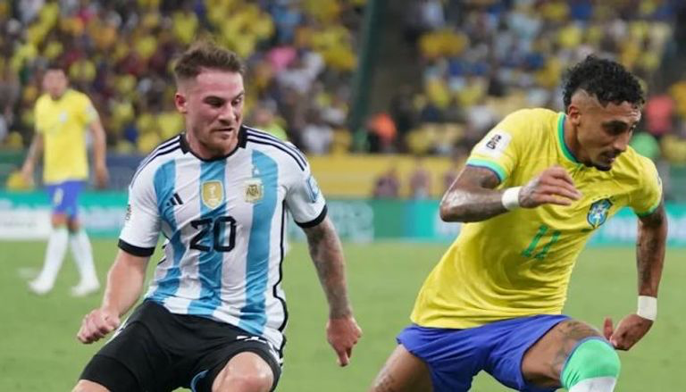 رحلة التأهل إلى كأس العالم 2026 سرد مفصل للمنتخبات المتألقة وتطلعاتها العالمية ماك أليستر و رافينيا