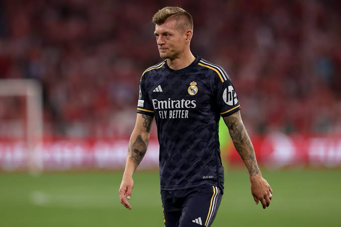 توني كروس قصة عشق لا تنتهي مع ريال مدريد وأسرار اعتزاله التي أسرت قلوب الجماهير توني كروس