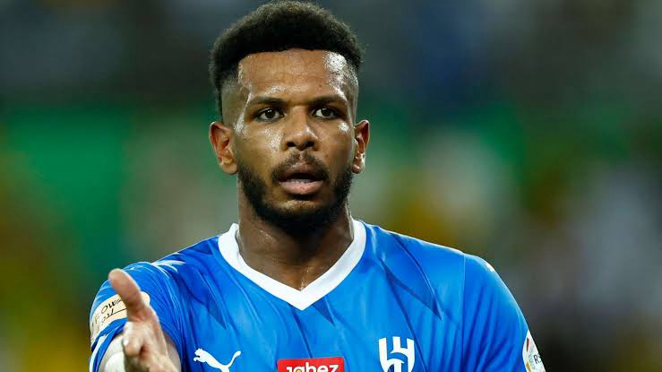 “هل يبدأ البليهي؟ القرار الفني الذي يشعل أجواء ديربي الهلال والنصر” علي البليهي