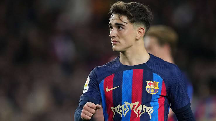 “جافي يُعبّر عن إحباطه من فرص ضائعة كيف يمكن لبرشلونة استغلال تعثر ريال مدريد؟” جافي