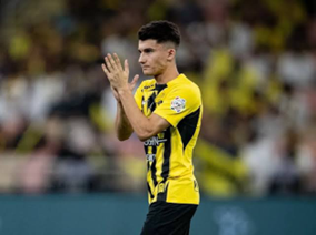 أوناي هيرنانديز يستفز فرانك كيسييه بعد معركة ديربي الأهلي والاتحاد: بداية جديدة لتجديد روح المنافسة الاتحاد