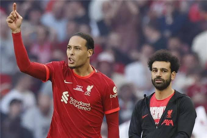 ليفربول يُؤمّن مستقبل نجميه: تجديد عقد صلاح وفان دايك يبشر بمستقبل مشرق لجماهير الريدز محمد صلاح,فان دايك