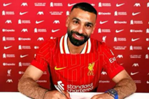 محمد صلاح يجدد عقده مع ليفربول: فصل جديد من التحديات والانتصارات محمد صلاح