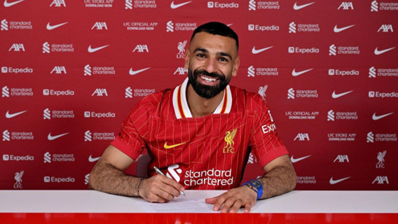 بين طموحات الهلال ووفاء ليفربول: محمد صلاح يُغلق باب الانتقال ويختار الاستقرار ليفربول