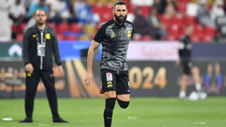الغموض يكتنف مستقبل كريم بنزيما مع الاتحاد قبل مواجهة الفتح كريم بنزيما