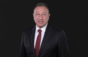 مغامرة الأهلي في أفريقيا: قائد النادي يرافق البعثة استعدادًا لمواجهة صن داونز محمود الخطيب