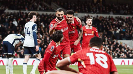 ليفربول يقلب الطاولة على ليستر ويقترب خطوة إضافية من اللقب ليفربول