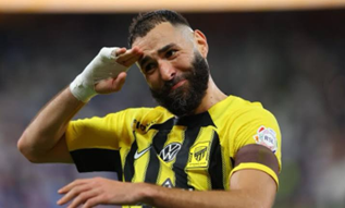بنزيما يوضح سر تنازله عن تسديد ركلات الجزاء في صفوف اتحاد جدة بنزيما